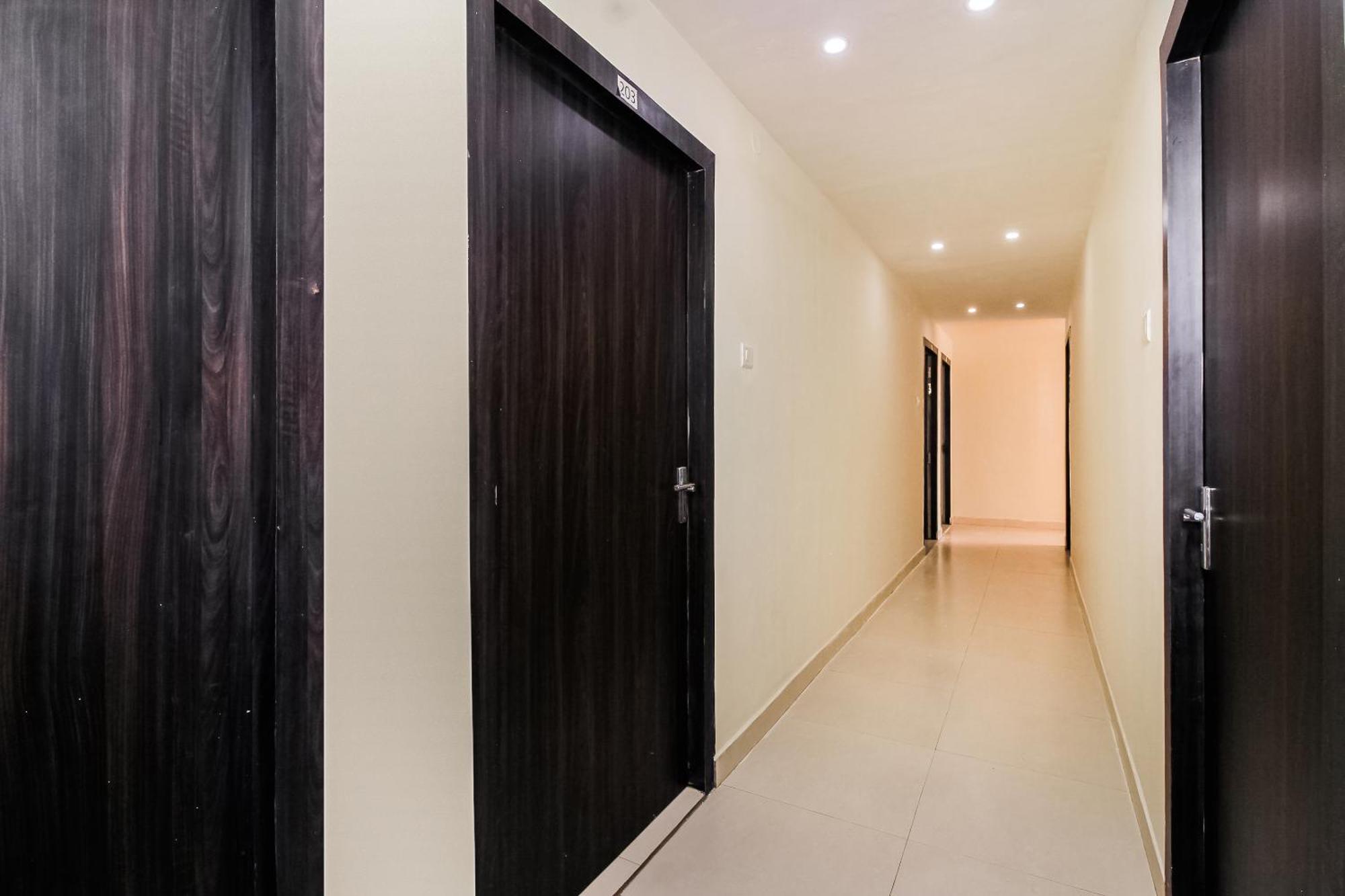Hotel O New Hotel Mayur Baharampur Экстерьер фото